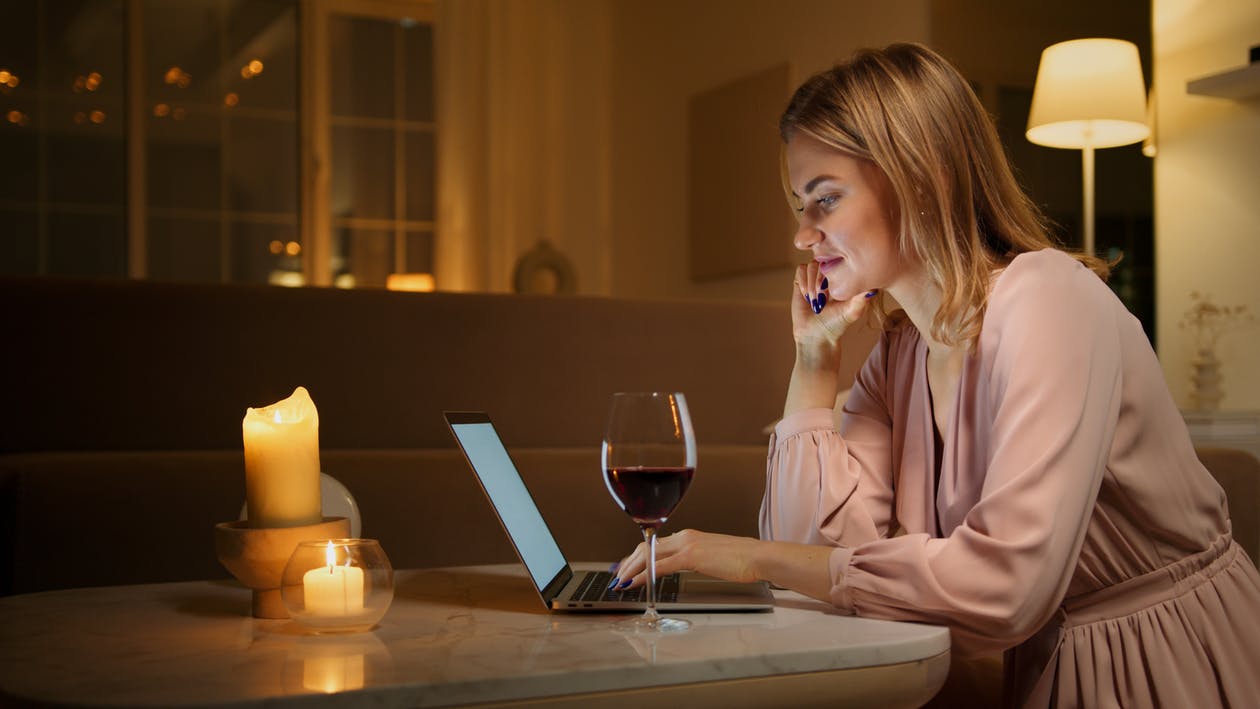 Finding Casual Dates Online – Your Best Options